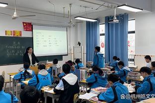 意媒：那不勒斯近日将与泽林斯基方面会面，提供为期3年续约合同